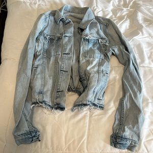 Gap cropped Jean jacket